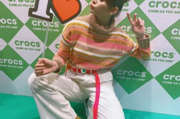 今日はみんなでおそろいのコーデで﻿
クロックスさんの展示会に行ってきた！！！！﻿
可愛いお靴いっぱいあってひたすら見ちゃった﻿
気になるのいくつかあって頭から離...
