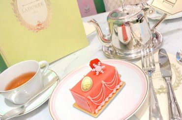 1番好きなカフェ﻿
﻿
﻿
冬期間のケーキが可愛くてずっと食べたかったんだ！﻿
﻿
﻿
お仕事前に朝1で﻿
﻿
お昼過ぎには売り切れちゃうみたい﻿
﻿
﻿
﻿
...