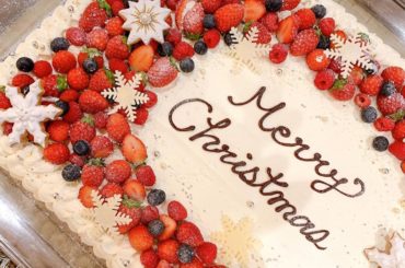 オンラインサロン限定イベント﻿
くりぱたのしすぎたね﻿
﻿
100入分のケーキは @dolcemaririsa でオーダーしました﻿
抽選であたったfamとケー...