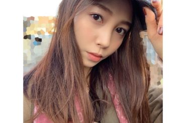 ちょっとの間ですが、
今のうちだ！ということで昨日夜な夜なジェルネイルをしました

ブラウンレッドにゴールドのラインを。
そしたら何故か、ブラウンリップが使いた...