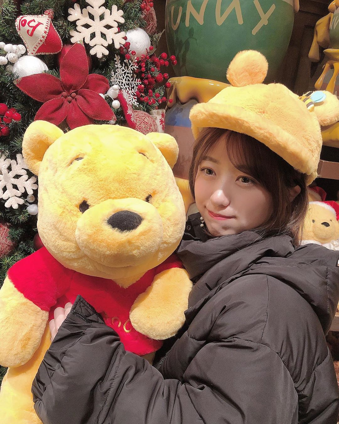 篠崎彩奈 昨日みゃおさんと沙穂と ディズニーランドへ行ってきました 今回はプーさんの帽子にしたよ プーさんのハニーハントも乗って お土産も プーさんばっかり買っち Moe Zine 篠崎彩奈 昨日みゃおさんと沙穂と ディズニーランドへ行ってきました 今回はプーさんの帽子にしたよ プーさんのハニーハントも乗って お土産も プーさんばっかり買っち Moe Zine