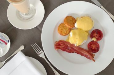 *
カメラロールの1年前の写真。
去年の今日はタイにいたらしい
#latergram #thailand #breakfast...