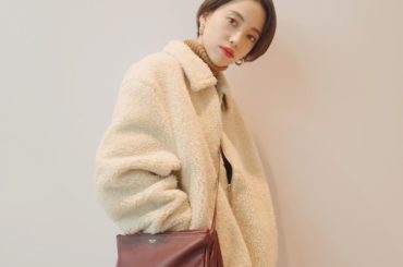 途端に年末モード
・
#ootd#outfit#coordinate#fashion#styling#3rdspring #celine #ronherman ...