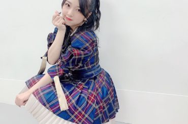 *
冬にぴったりの新衣装！
もういくつ寝るとクリスマス…
#愛する人 #akb衣装...