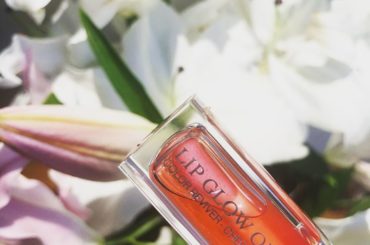 【2020年初買いコスメにぴったりDiorのオイルリップ】
発売をずーっと楽しみにしていた『ディオール アディクト リップ グロウ オイル』
オイル好きにはたま...