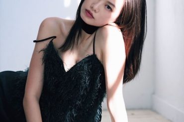 .
明けましておめでとうございます
「UOMO」2月号の美女標本箱に出演しています。
独特の緊張感の中、初めて篠山紀信さんに撮っていただきました。
今までにない...