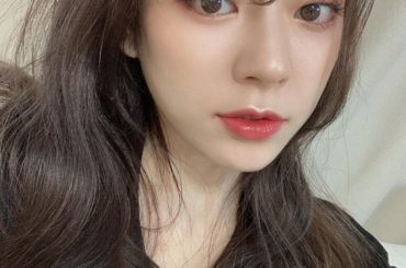 今日のメイク
ハイライト新しいのつかってみた

#今日のメイク #ロレアルパリ #唇上のハイライトやっぱかわいい #メイク動画撮ろかな...