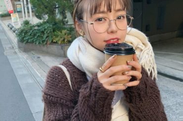 本日1月15日(水)23:56〜放送の
TBS『裏顔女子の夜』にVTR出演します！
打ち合わせで見える裏の顔を抜き打ちチェックされました
なに言われてるんだろう...