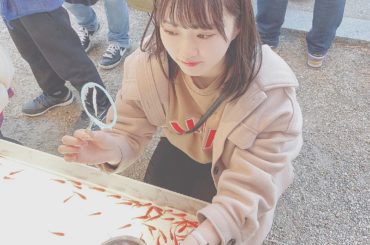 ・
・
・
金魚すくい
・
・
#金魚すくい #金魚 
#トレーナー #トレーナーコーデ 
#トレーナー女子 
#カチューシャ #カチューシャアレンジ 
#カチ...