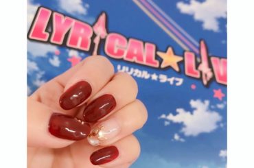 #リリカルライブ 2日目です 今しているネイル、実は今回のライブ衣装に合わせたんだ〜 皆さんからは見えるか分からないけどね笑 今日もがんばりまめ大福です(OvO...