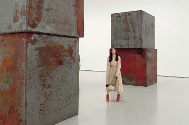 New York.
Moma３年ぶりに訪れました。
現代アート楽しかった。
graphicは特に刺激受けたな(^^)
.
.
@ifshe_official コ...