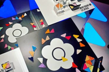 @hiraharay と
マリークヮントの
レセプションパーティーに行ってきました！

明日からアイオープナーがリニューアルされるということで、

全120色...