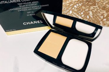 最近買ったファンデーション
付属で筆も付いてるから薄付きもできるし、スポンジ使うとしっかりつくから、めっちゃ使いやすかった...