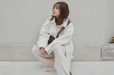 #のんの私服 
今日もN WITH.コーデでした。
発売したばかりのニットパンツは
4色展開で￥4,490です。

今日のんがはいてるのは
アイボリー︎︎
スウ...