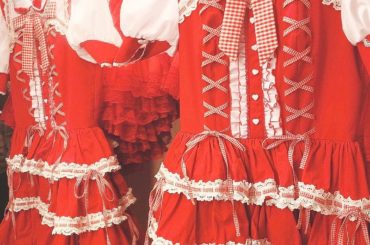 .
.
.
#もえきー @akb48moeka_yahagi  の衣装が可愛くてドタイプすぎて、、、
.
.
.
#オシャレ魔女ラブandベリー にもこういう...