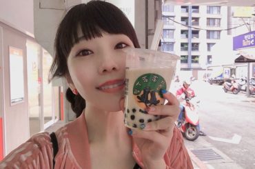 台湾でのZINEの撮影はいつもだったらできない感じのスタイリング
.
メイクもスッピンぽかったり(ファンデとかほとんど塗ってないの〜)
.
お洋服もジャージとか...