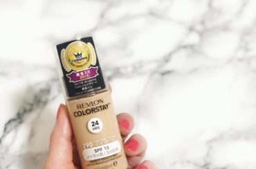 【朝から夜まで美肌が続くプチプラファンデーション】
ファンデーションを選ぶときに重視するポイント、崩れにくさ。
どんなにキレイな肌がつくれても時間が経ってからヨ...