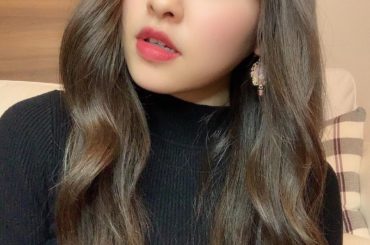 やってみたかったヨシンモリ巻き
#1枚目　#長さ見せたかった
#2枚目　#途中経過
#3枚目　#肩に顎乗せちゃう系女子
#カラコン　#トパーズ　#ストロベリーク...