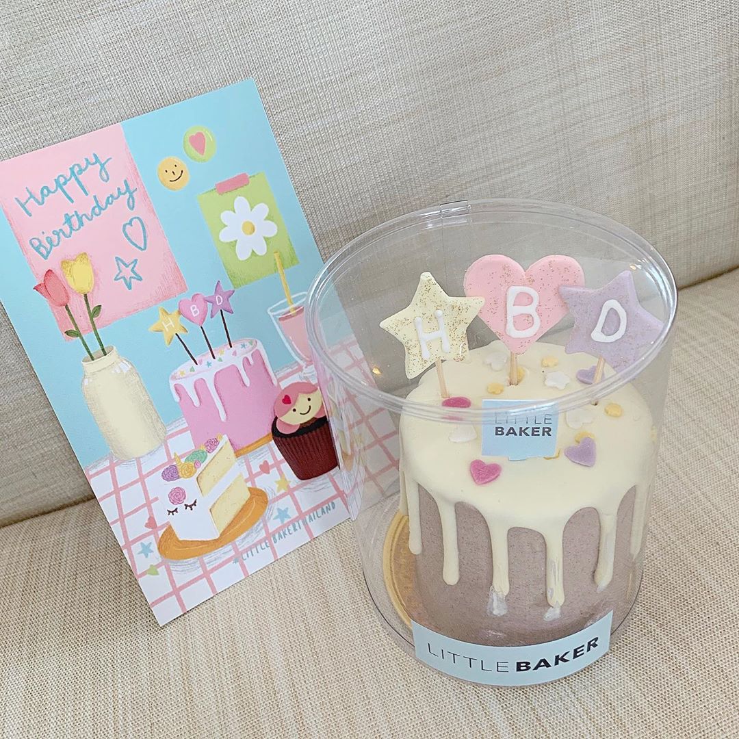 向井地美音 先日22歳になりました みうちゃんがタイのカップケーキくれてきゅん Hbd Cupcakes Thailand Moe Zine 向井地美音 先日22歳になりました みうちゃんがタイのカップケーキくれてきゅん Hbd Cupcakes Thailand Moe Zine