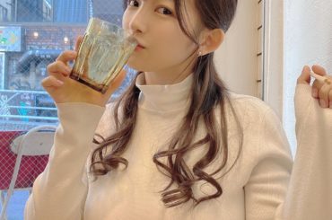 オーデション終わりの
お昼はラーメン♡
.
.
.
#天木じゅん
#ラーメン
#着衣巨乳...