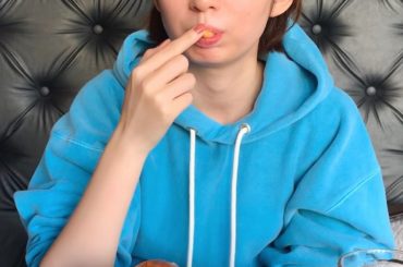 .
＋＝
.
#お気に入りパーカー
#この色すきなんです
#この色見つけたら必ずチェック
#何色かわからないから #この色...