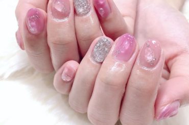 newネイル
Lapis新宿店で担当は
manamiさん(@lapis_manami )です
前回のネイルが可愛くて今回はラメを足して
色も若干変えてキラキラ...