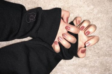 .
新しいネイル︎ Desain kuku baru︎
.
#ネイル #セルフネイル #マニキュア...