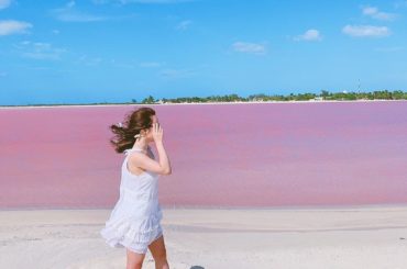 世界にいくつかピンクレイクってあるけど、初めて行った めちゃくちゃ強風だったから歩くの大変だった笑

ほんとにちゃんとピンクで地球の不思議感じた

このピンク色...