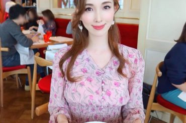 モントレゾール新発売の可愛い花柄ワンピースでBenoit ランチ このレストラン可愛くて美味しくて本当大好き
.
苺が美味しい季節ですね
.
︎dress 3/...