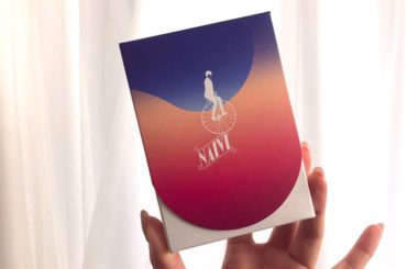 かわいいBOXちゃっかり、リボンもかけてももらいました笑
.
ケトルのインタビューでもお話ししてる、【The Meadow】さんで買いました
.
塩やチョコやお...