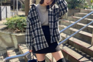 今日のコーデ
コート: @nicoron_official 
ニット: @emoda_official の福袋
スカート、ブーツ: @emoda_officia...