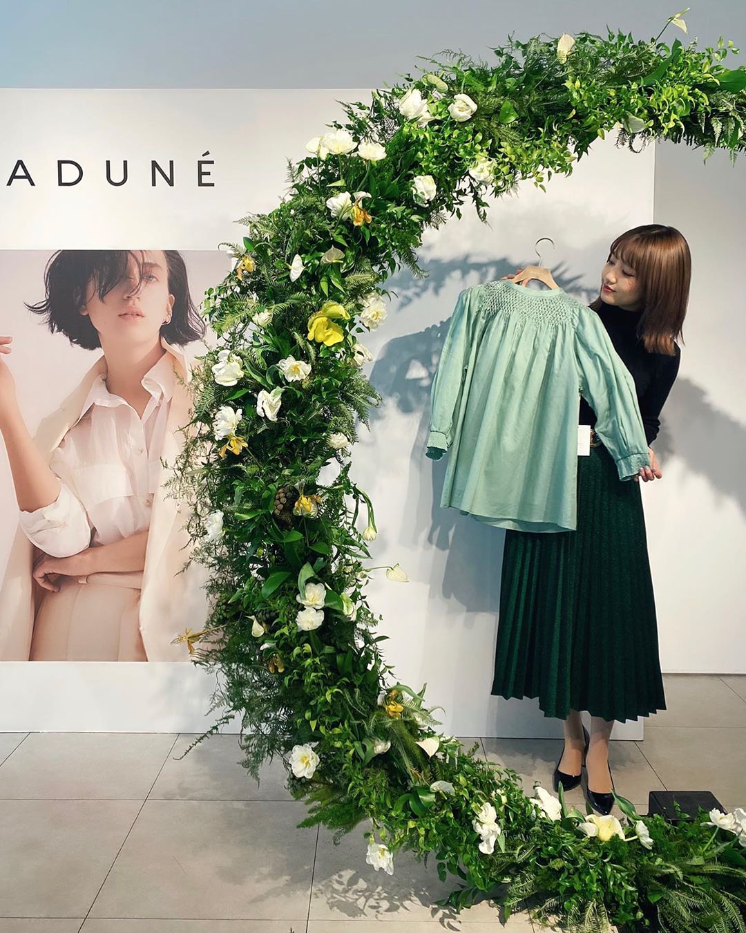 加藤玲奈 今年の春夏は明るい色の服をたくさん着たい Cadune Official の展示会で可愛い色のブラウスを頼みました早く春来ないかなー Moe Zine 加藤玲奈 今年の春夏は明るい色の服をたくさん着たい Cadune Official の展示会で可愛い色のブラウスを頼みました早く春来ないかなー Moe Zine