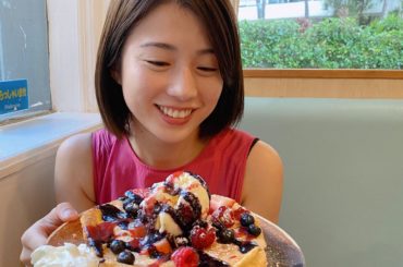 *
普段、日本ではほとんど甘いもの食べないけど
旅先だと食べてしまうね
(途中から友人のポテトをずっと食べた)

#ハワイ #スフレパンケーキ #パンケーキ #...