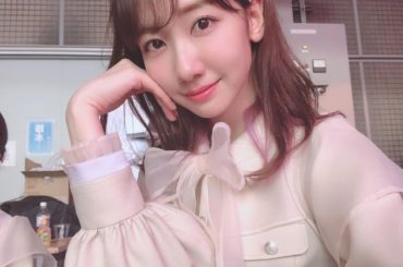 .
新曲「失恋、ありがとう」
MV公開されました〜
YouTubeで観てみてくださいなっ
衣装が珍しくワントーンなのです。
ベージュ！かわいい！
.
#失恋あり...