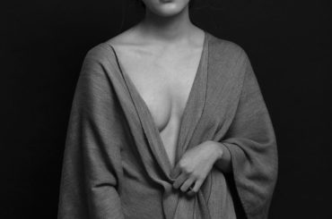 Amigos! NO LO PUEDO CREER qué estoy en la revista @voguemexico  No me esperaba e...