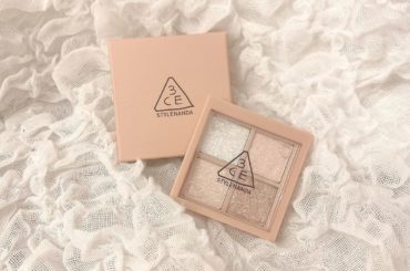 .

.
またまた可愛いアイシャドウゲットしました
3CEのDIAMOND GLINT
.
キラキラ以上ギラギラ未満のシャドウを
ちょっと前まで使ってたけれど、...