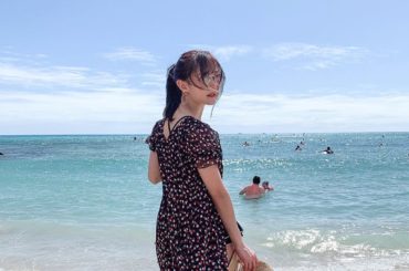 なつ きた ﻿
﻿
ともだちの結婚式でハワイにきています﻿
﻿
ガウン、サングラス、ピアスは @crayme_official 新作﻿
花柄シフォンガウンは水着...