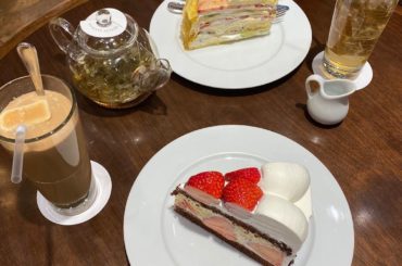#HERBS
#ショートケーキ
#カフェ巡り 
#ストロベリーチョコレートケーキ
#ミルクレープ
#ミルクティー
#マスカットティー...