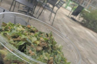 今日は空き時間にサラダ屋さんへ…﻿
美味しかったぁぁ〜﻿
みんなはサラダ好きですか…？﻿
﻿
#クリスプサラダ﻿
#サラダ
#サラダボウル
#sarada...