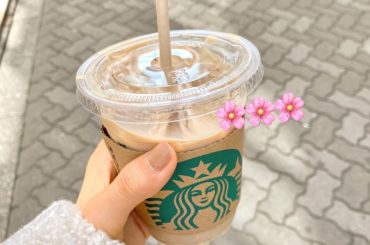 ㅤㅤㅤ
ソイラテにバニラシロップ追加︎
程よい甘さで飲みやすい〜
以上のお昼ご飯のお知らせでした!笑
.
スタバ持ちながら桜が咲いてる道歩いてたらとても春を感じ...