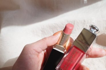 SUQQU VIBRANT RICH LIPSTICK 02中紅花
@suqqu_official ・
マスクばかりでリップが付けられないけど、一気にテンション...