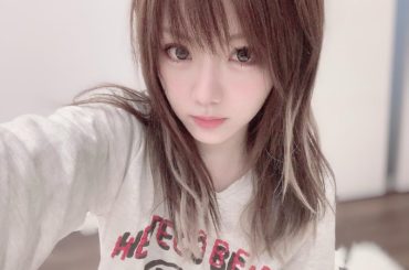 .
なんか大人っぽいの撮れた
←大人やけど。
*☼*―――――*☼*―――――
#髪型 #のおかげか #ナチュラル #に #見えん ？ #全体的に #こんな私ど...