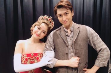 「ANASTASIA」

東京公演千秋楽でした ばっちさんディミトリ
なるさんレオポルト伯爵

幕が降りました。ありがとうございました。

また、大阪へこの旅が...