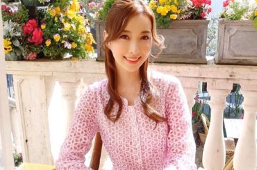 昨日発売の光文社FLASHさんに、インタビューを見開き2ページにて掲載して頂きました

P.96〜P.97です

今回ヘアメイクさんもスタイリストさんもなしで、...