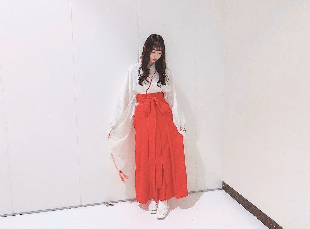 大盛真歩 巫女さん 私のインスタほんとに季節感とか全く関係ないけど許して 笑 そういえば今年もおみくじ引いて 大吉だったんだ Moe Zine 大盛真歩 巫女さん 私のインスタほんとに季節感とか全く関係ないけど許して 笑 そういえば今年もおみくじ引いて 大吉だったんだ Moe Zine