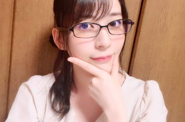 最近ブルーライトカット眼鏡をかけています！
目に優しい

#眼鏡 
#めがね
#メガネ...