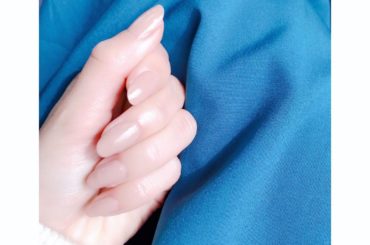 ジェルネイルをオフして、マニキュアにしたよ ジェルのせてないなんて、何年ぶりだろう〜。これからしばらくは、セルフネイルに切り替えます

#ジェルネイルオフ
#セ...