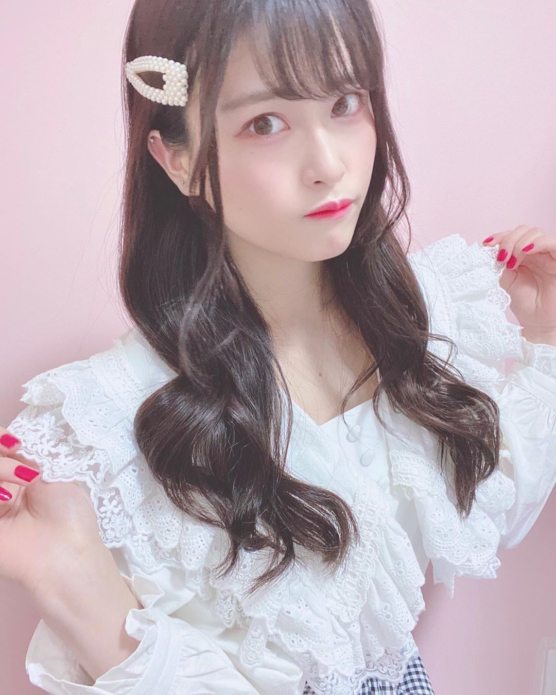 田北香世子 お家引きこもってても可愛いお洋服着てるだけで気分あがるね ブラウスは Holidayandholiday Official の 大きい襟がふりっふりで超可愛い Moe Zine 田北香世子 お家引きこもってても可愛いお洋服着てるだけで気分あがるね ブラウスは Holidayandholiday Official の 大きい襟がふりっふりで超可愛い Moe Zine