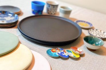 今朝はお腹が減ってないので
（完全に昨日の焼肉のせい）

今日は使用しているお皿を紹介します

①mushimeganebooks. さん
飲食店で使用している...