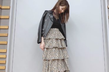 .
いつかの私服を載せます
あ、YouTube撮影した日の私服かな？
ここ数年、春と秋はライダースジャケットの出番が
とても多いです。
そしてこのブーツも冬から...